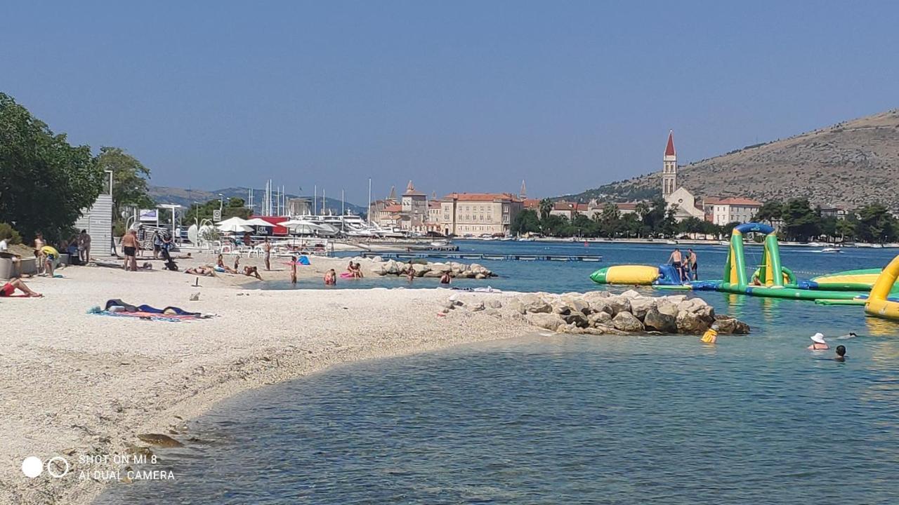 Apartments Mijo Trogir Exterior photo